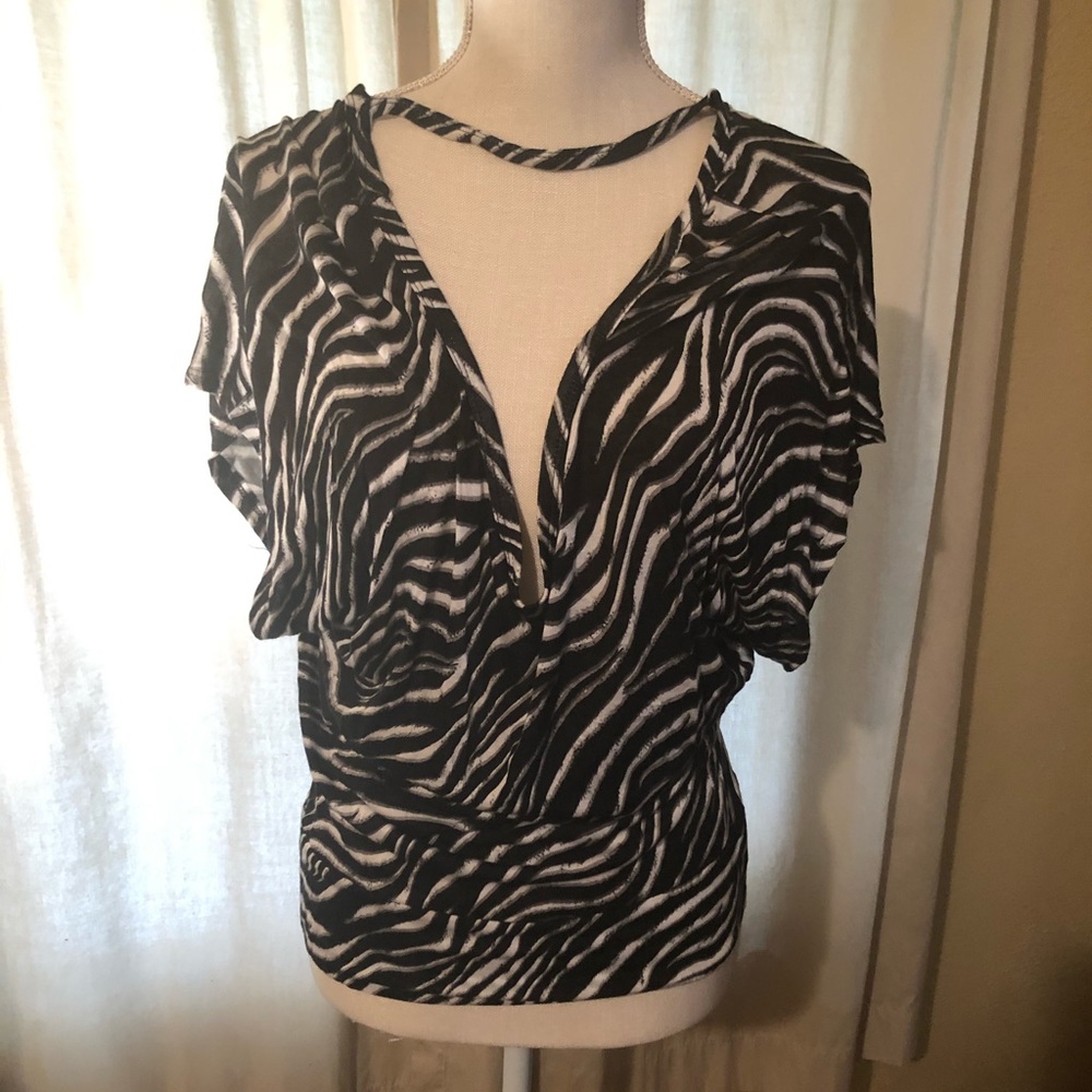 Rue21 Black/White Blouse
